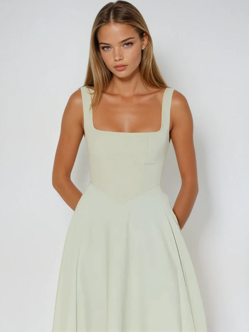 Scarlett Grace | Timelessly Elegant Dress